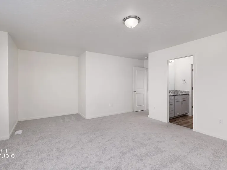 187 E Arcade Dr — Photo 13