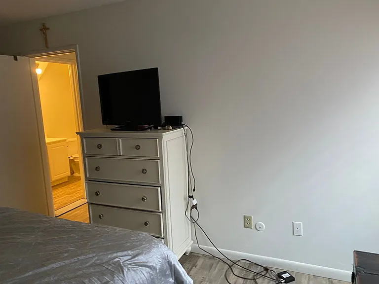 University Park Apartments near Cornell University — Photo 400