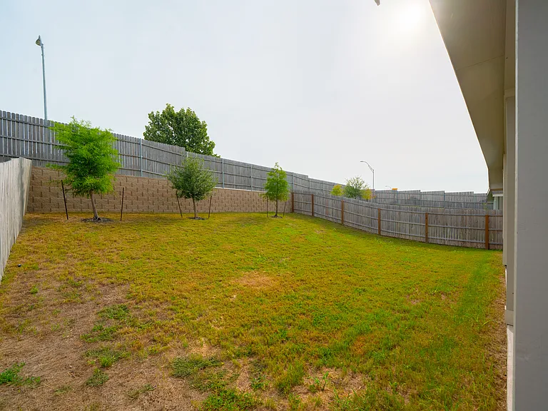 14107 Roller Mls — Photo 25