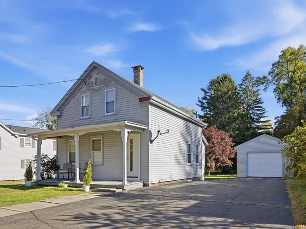 82 Ryan Rd, Northampton, MA 01062