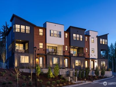10832 (HS 86) 120TH Lane NE #D, Kirkland, WA, 98033