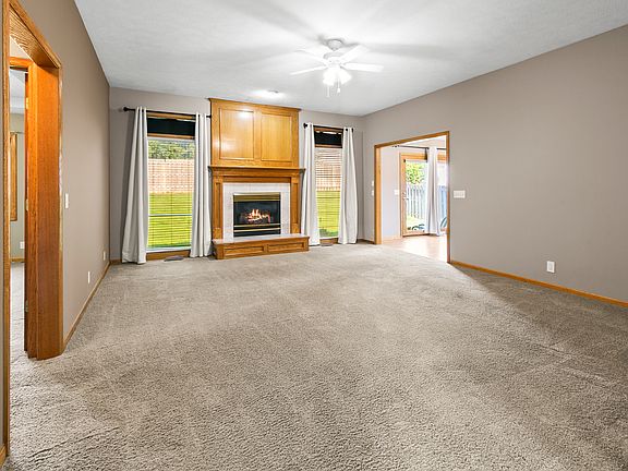 4th image of 4012 N 210th St