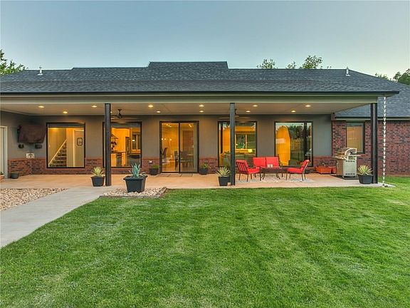 3rd image of 13643 Lake Shore Dr