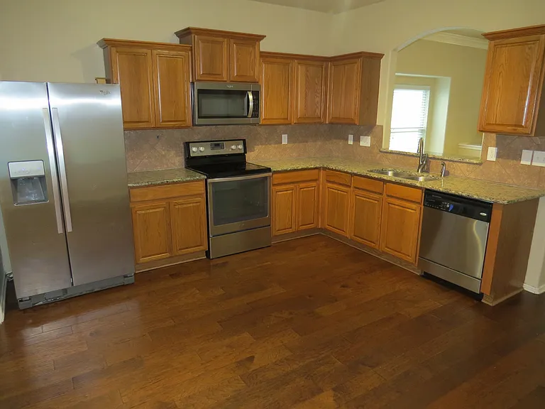 124 Brookview — Photo 8