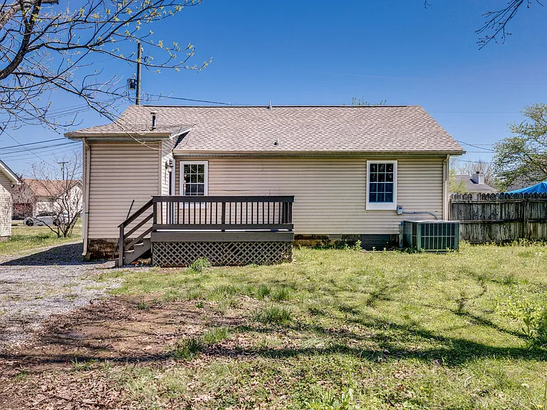 4908 Deerhaven Dr — Photo 26