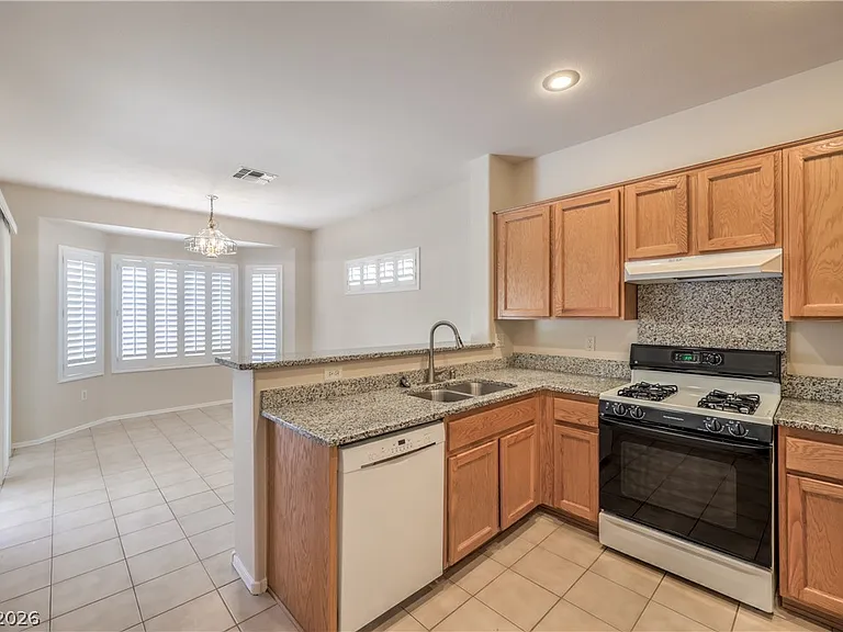 1652 Rockcrest Hills Ave — Photo 11