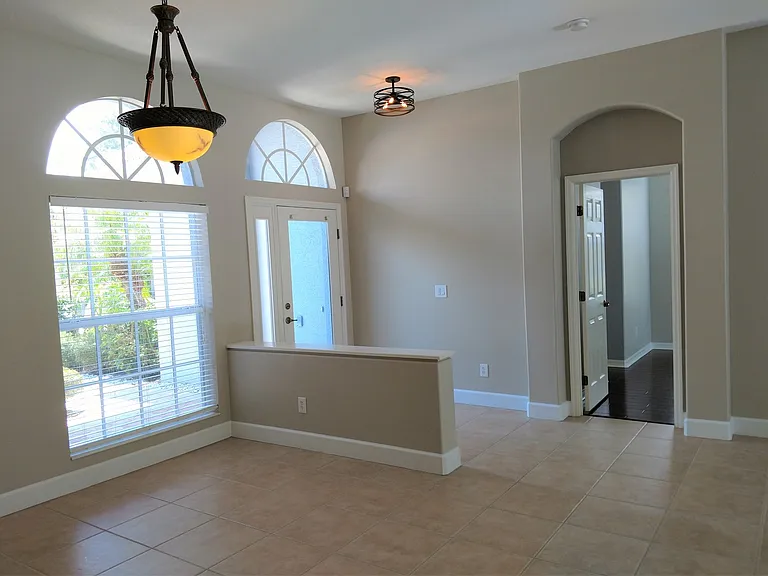 919 Scherer Way — Photo 8