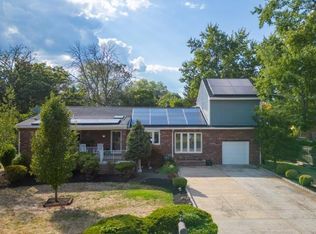 24 Doria Rd, Somerset, NJ 08873