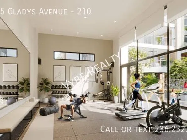 24395 Gladys Ave #210, Abbotsford, BC V2S 2H5