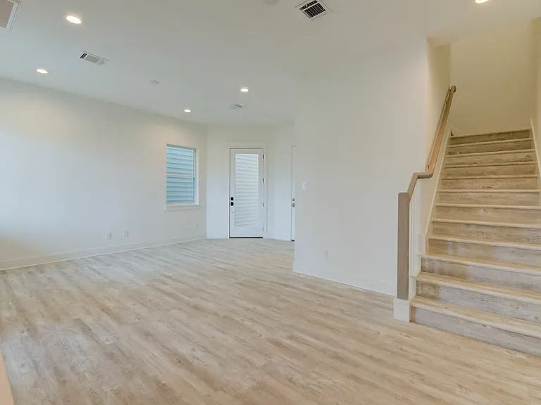 The Grove at Oak Forest Apartments