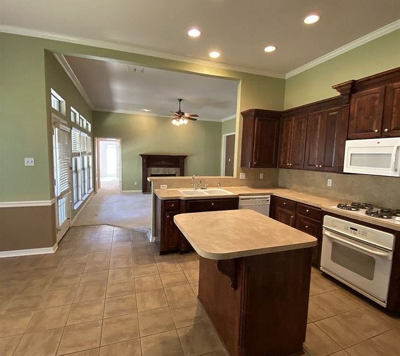 1st image of 3005 Pleasant Grv