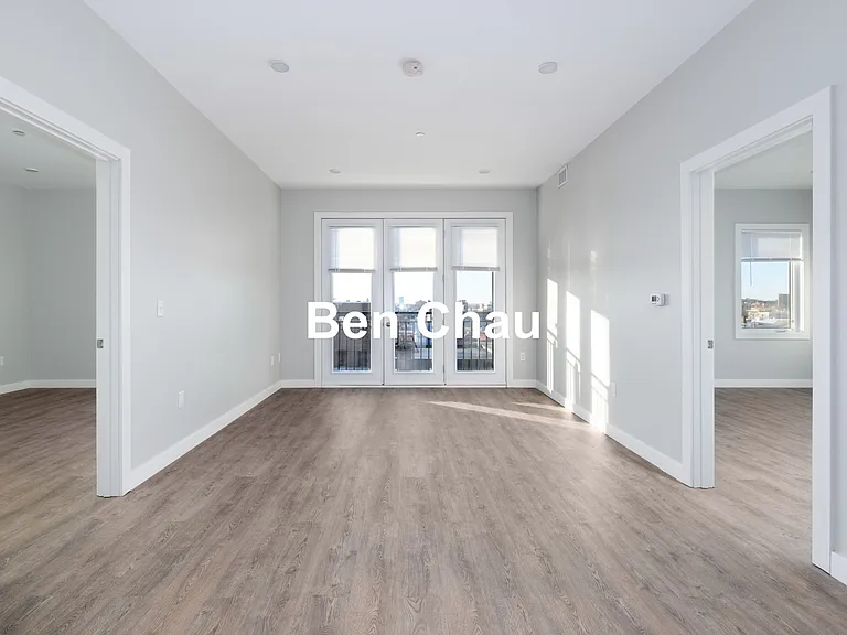 44 Medford St #302B — Photo 4