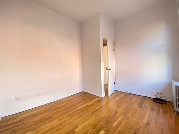 4th image of 218 E 11th St #8B