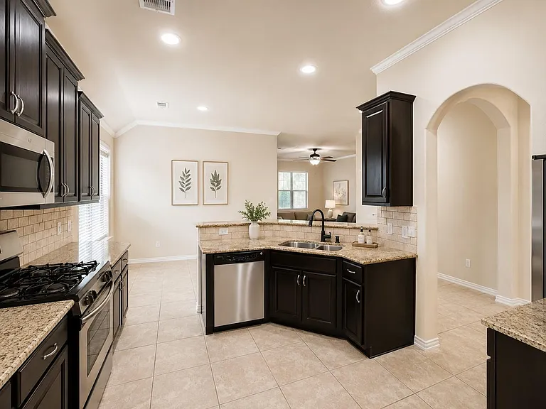 7506 Amber Village Cir — Photo 7