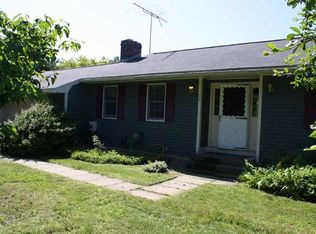 54 Oak Hill Acres, Greenfield, MA 01301