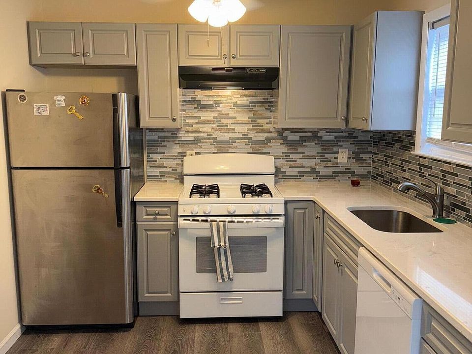 1st image of 2035 Lamplighter Dr
