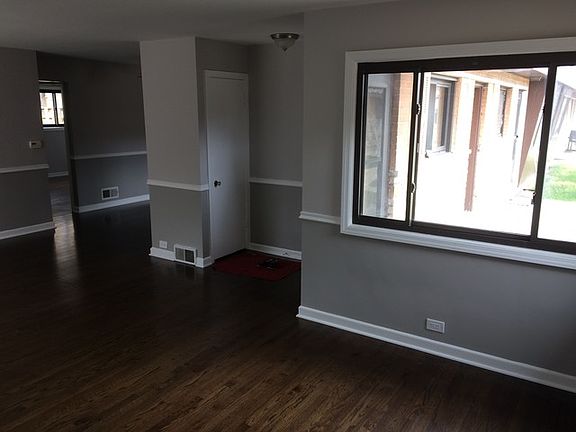 5th image of 7346 N Winchester Ave #A