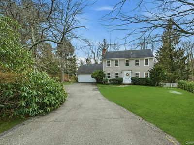 10 Woodhull Road, East Setauket, NY, 11733