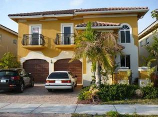 15667 SW 14th St, Miami, FL 33194