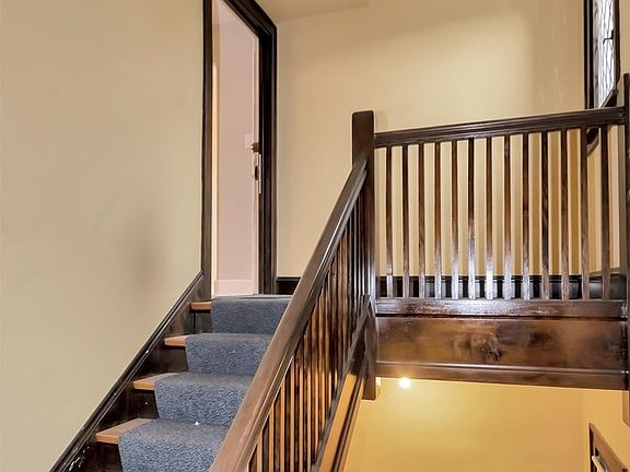 3rd image of 10431 S Hale Ave #3