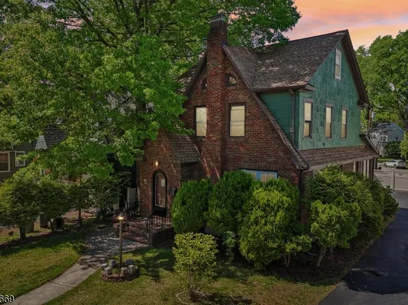 423 E Lincoln Ave, Roselle Park Boro, NJ 07204