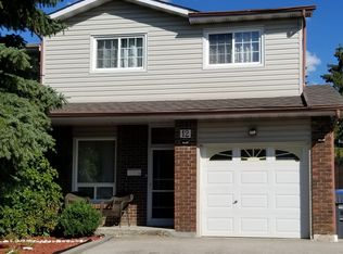 12 Simmons Blvd, Brampton, ON L6V3V5