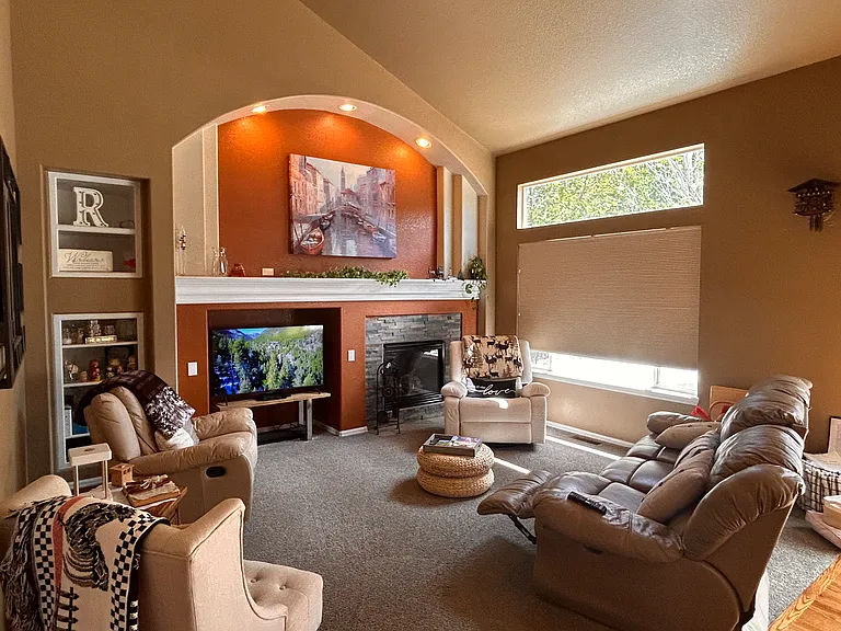 625 Coyote Willow Dr — Photo 9