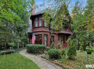 738 N Broad St, Galesburg, IL