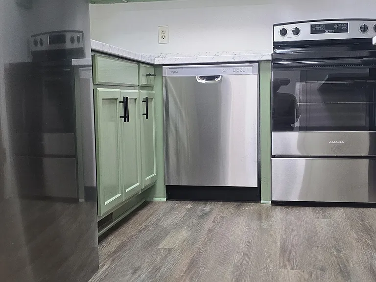 112 Meade St — Photo 21