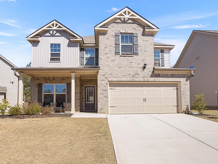 101 Katsura Way — Photo 3