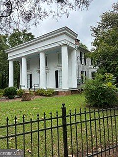 2nd image of 309 E Robert Toombs Ave