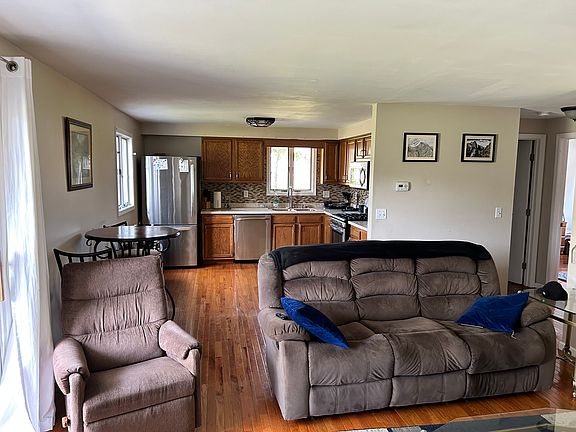 4th image of 2185 Violet Cir APT 1