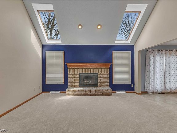 4th image of 1023 Gulf Rd