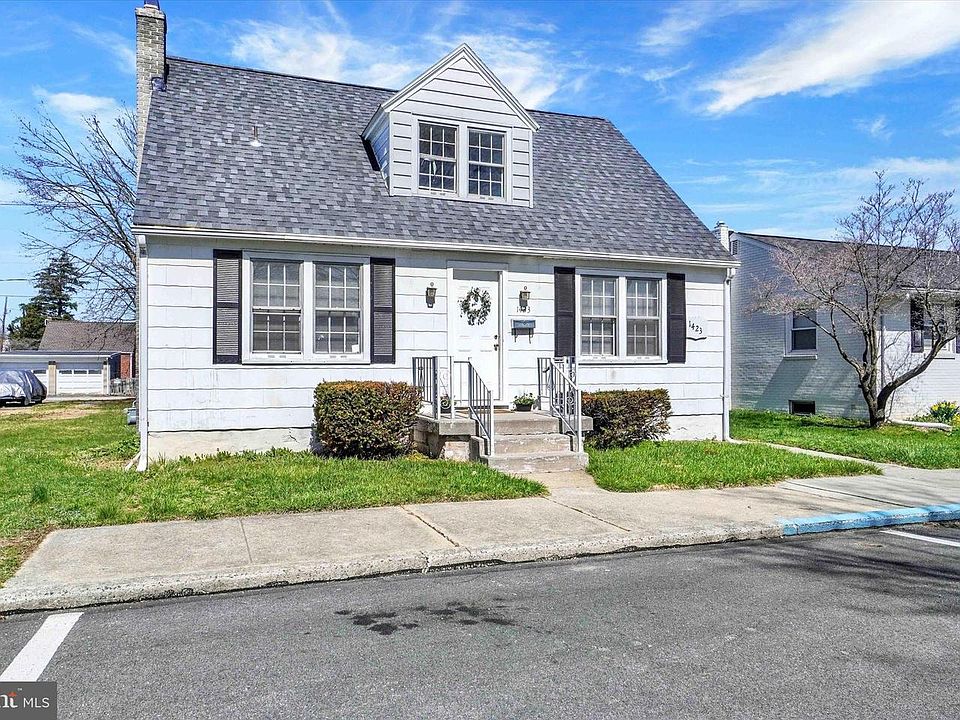 1st image of 1423 Filbert St