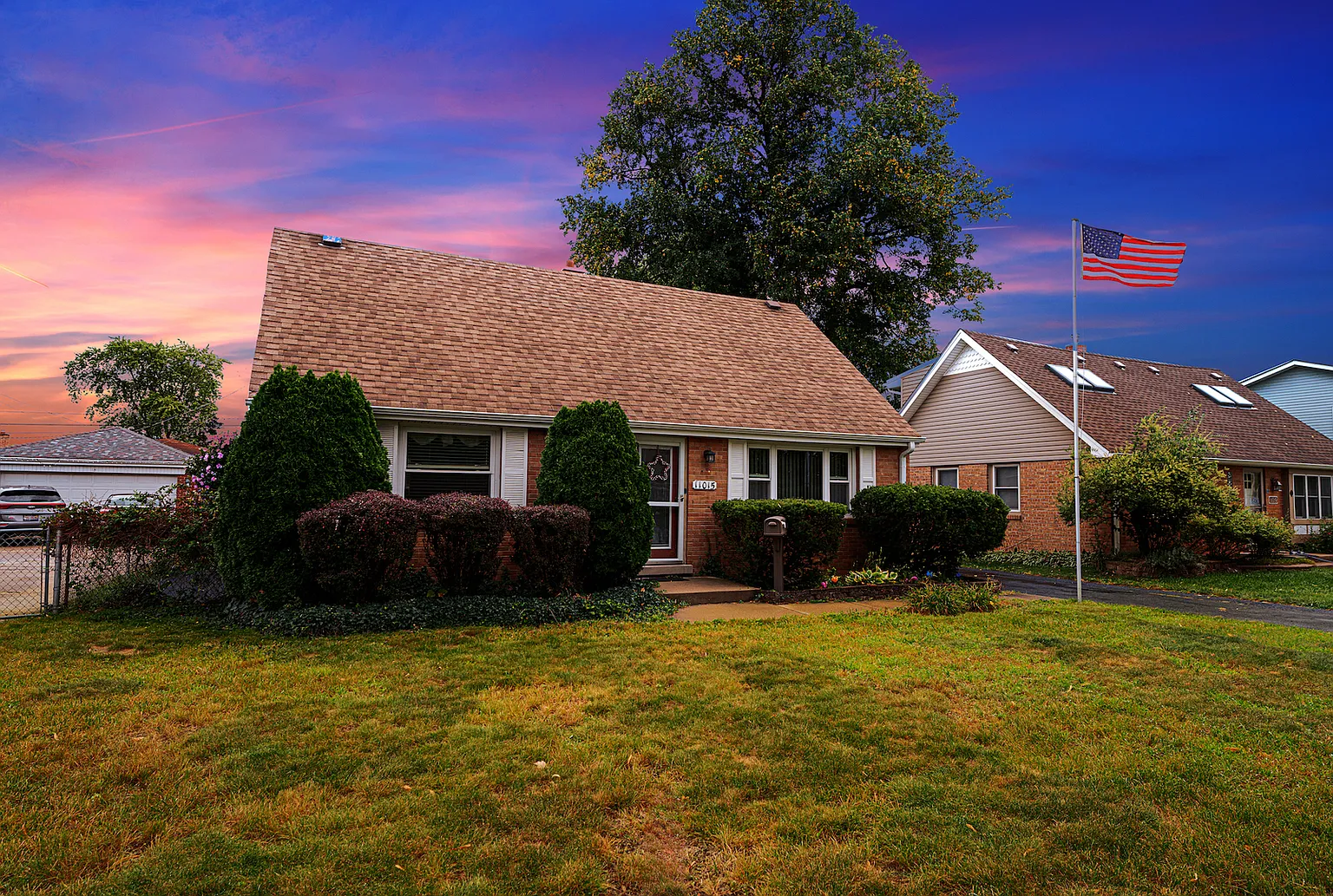 11015 Massasoit Ave photo 1