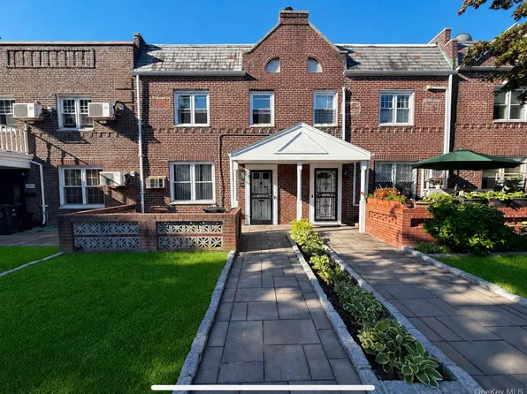 6746 Harrow Street, Forest Hills, NY 11375