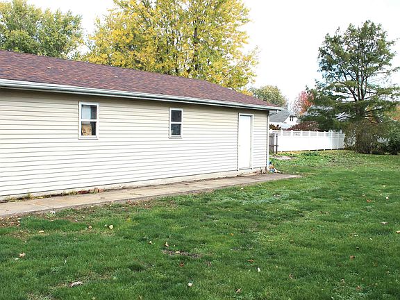 5th image of 903 Beecher Ave