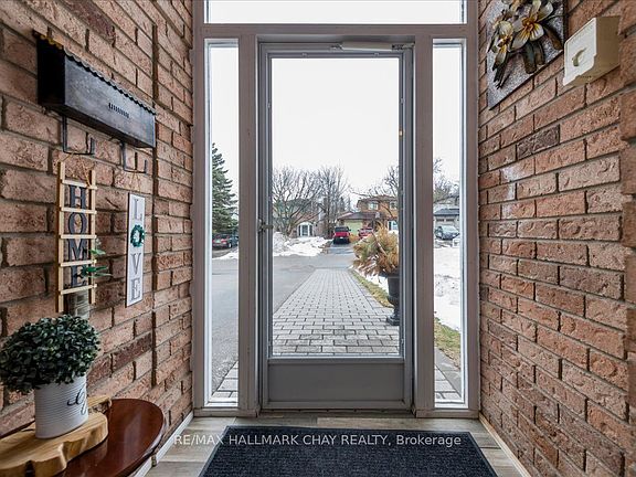 4th image of 36 Ridgeway Ave