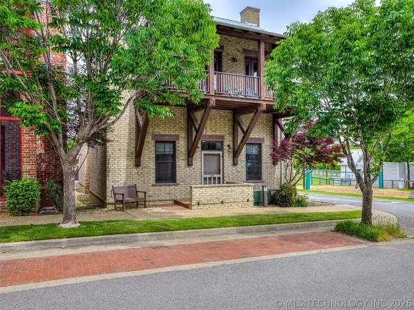 29 Park St, Eufaula, OK 74432