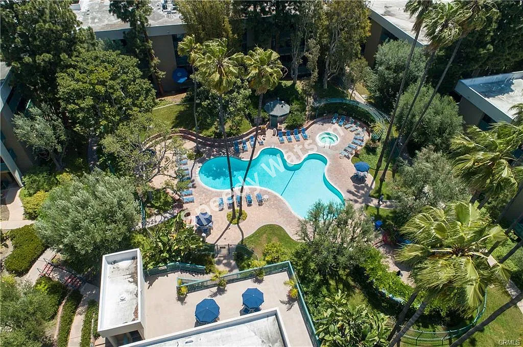 1 bed, 693 sqft, $2,450 — Photo 1