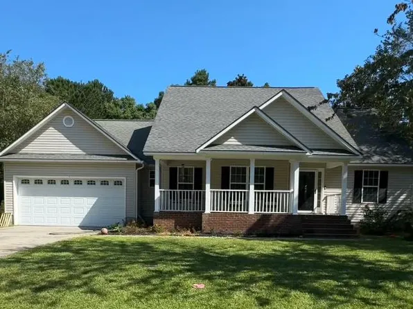 115 Pinewood Dr, Tifton, GA 31793