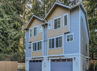 23226 Edmonds Way #106, Edmonds, WA 98026