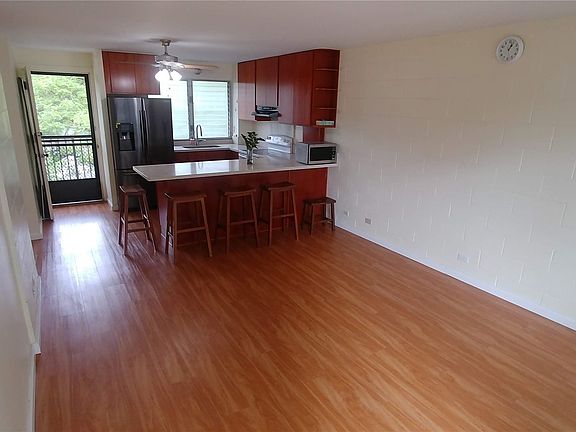 3rd image of 1099 Green St #B409