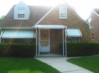 2824 N 82nd St, Milwaukee, WI 53222