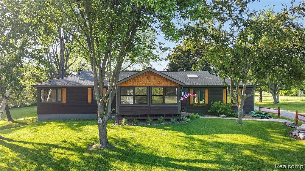 6100 W Coon Lake Rd, Howell, MI 48843 Zillow