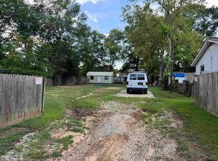 212 E Pirate St, Longview, TX 75604