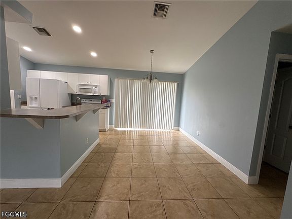 2nd image of 3004 3rd St W