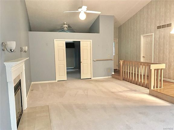 5th image of 6 Village Gate Ct
