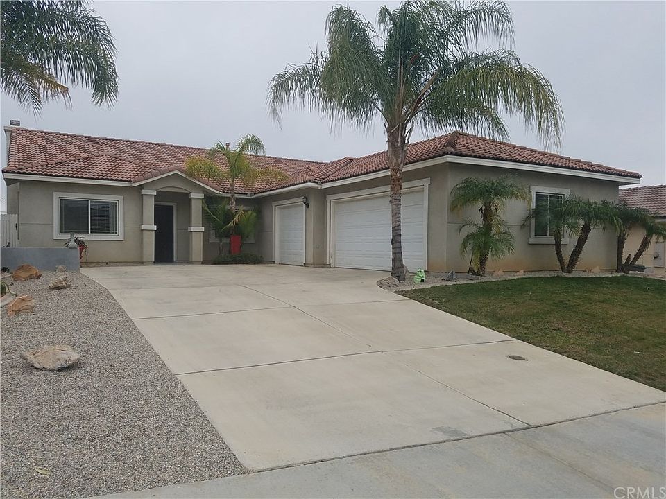 1st image of 24843 Skyland Dr
