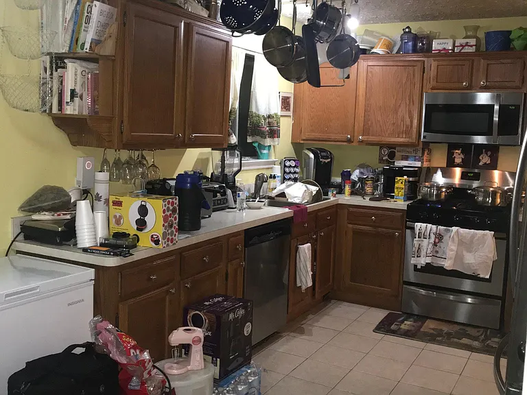 Kitchen with Stainless steel appliances